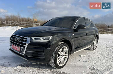 Внедорожник / Кроссовер Audi Q5 2019 в Киеве