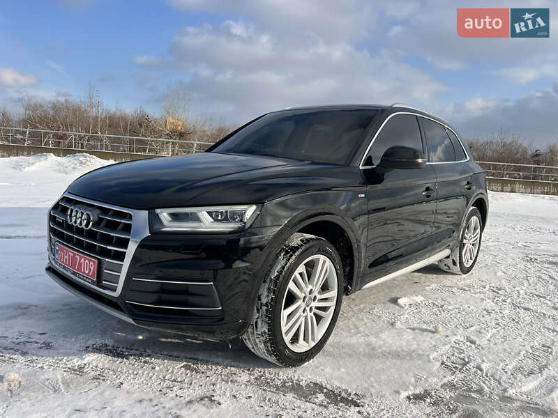 Внедорожник / Кроссовер Audi Q5 2019 в Киеве
