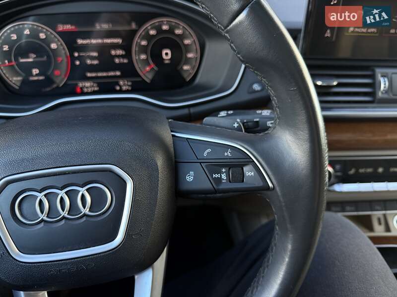 Внедорожник / Кроссовер Audi Q5 2021 в Львове