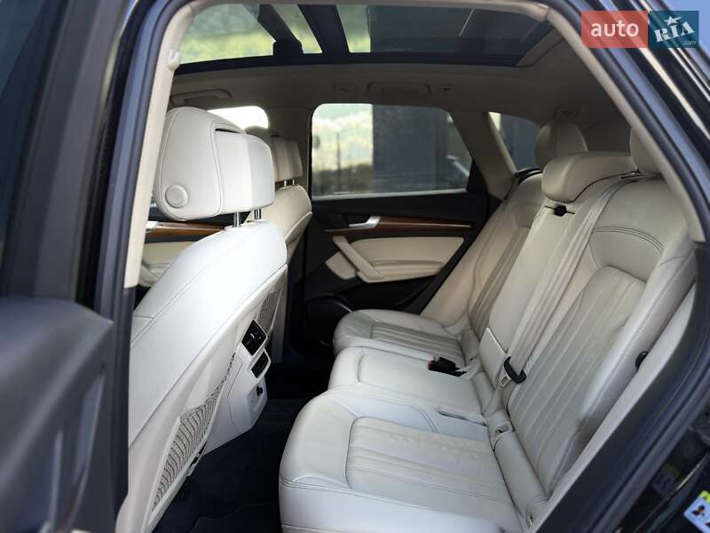 Внедорожник / Кроссовер Audi Q5 2021 в Львове