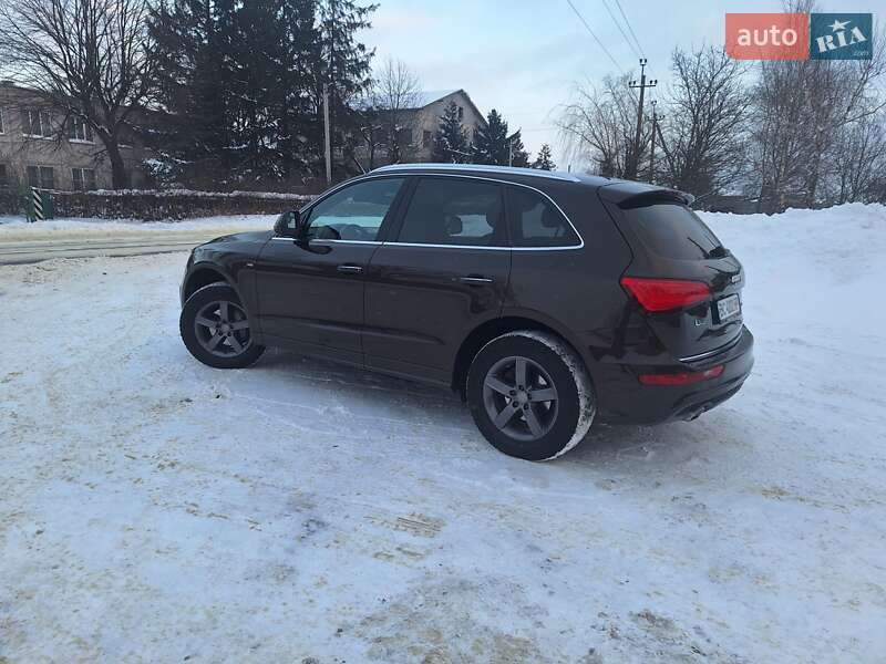 Внедорожник / Кроссовер Audi Q5 2015 в Радехове