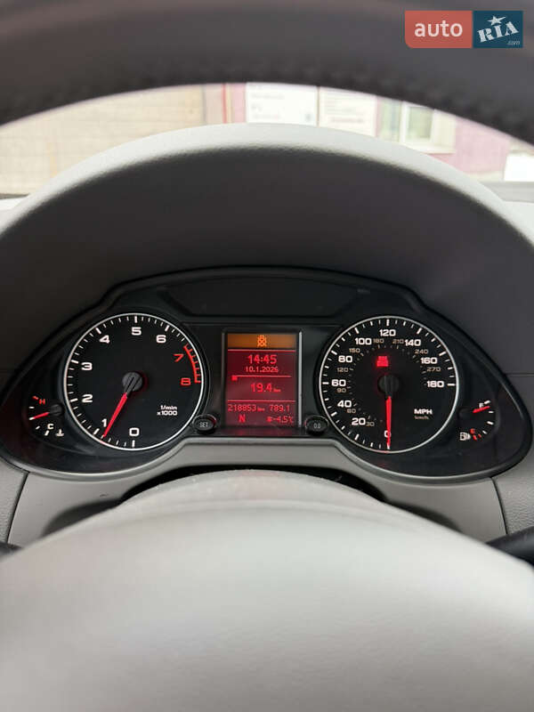 Внедорожник / Кроссовер Audi Q5 2012 в Сумах