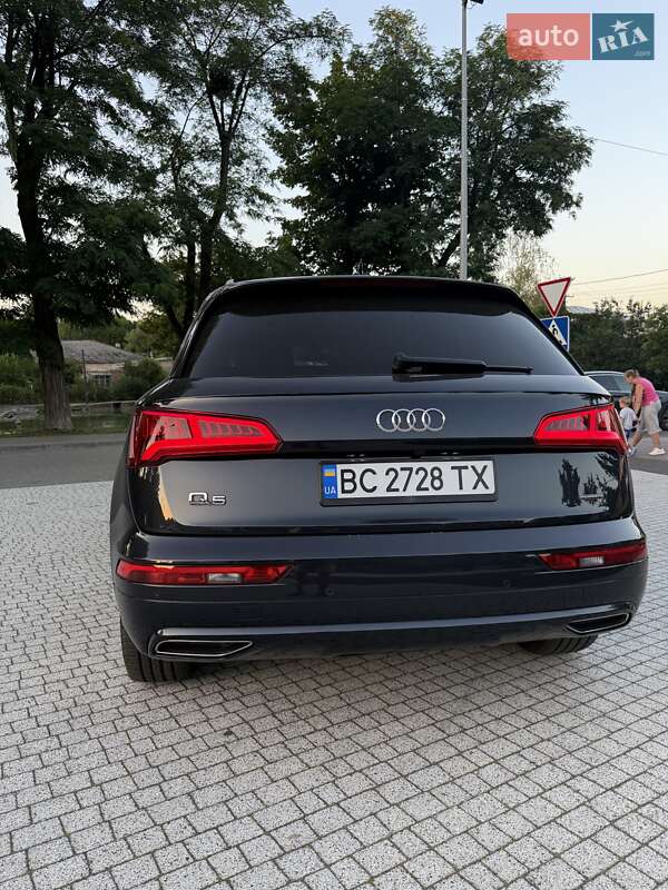 Внедорожник / Кроссовер Audi Q5 2020 в Львове