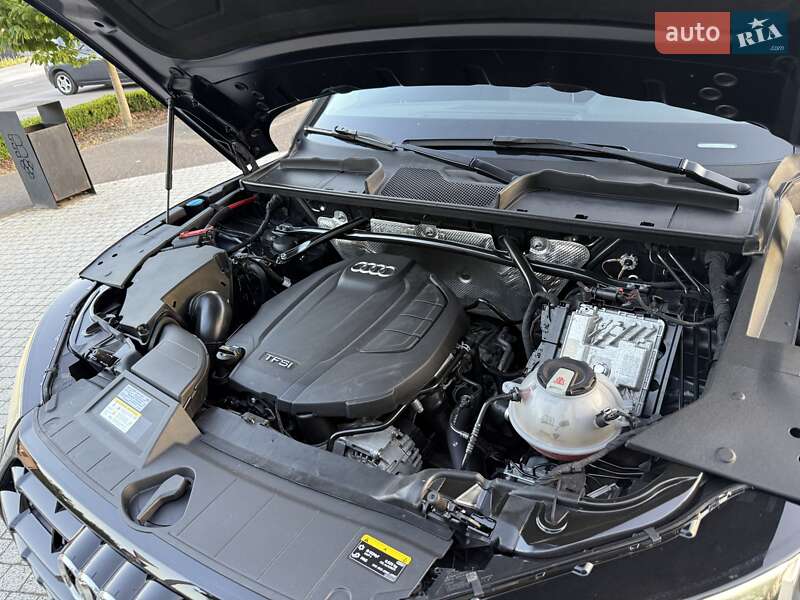 Внедорожник / Кроссовер Audi Q5 2020 в Львове