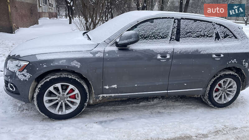 Внедорожник / Кроссовер Audi Q5 2013 в Луцке