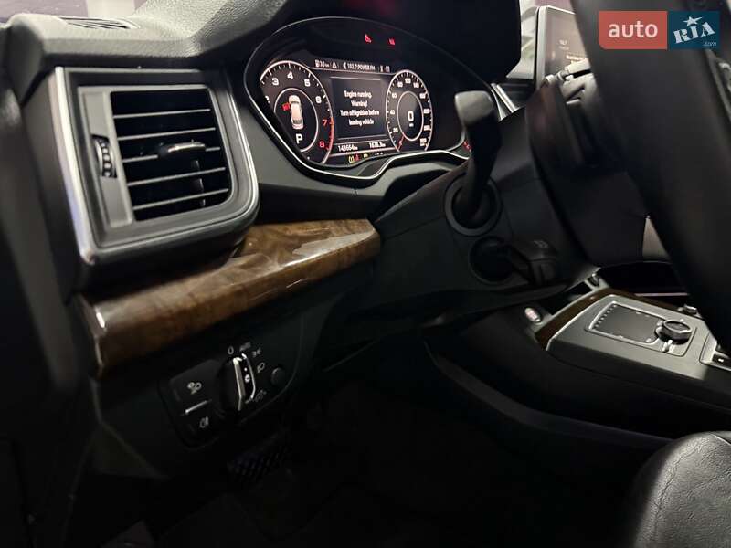 Внедорожник / Кроссовер Audi Q5 2017 в Полтаве