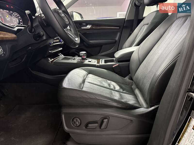 Внедорожник / Кроссовер Audi Q5 2017 в Полтаве