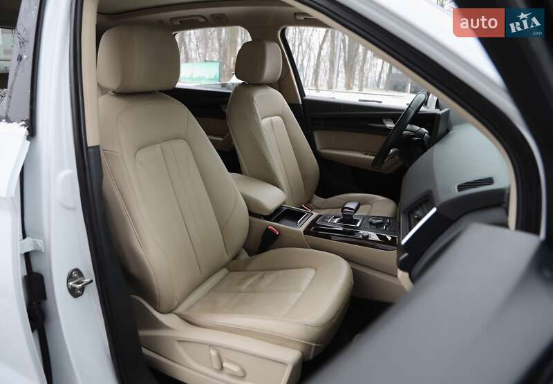 Внедорожник / Кроссовер Audi Q5 2019 в Харькове