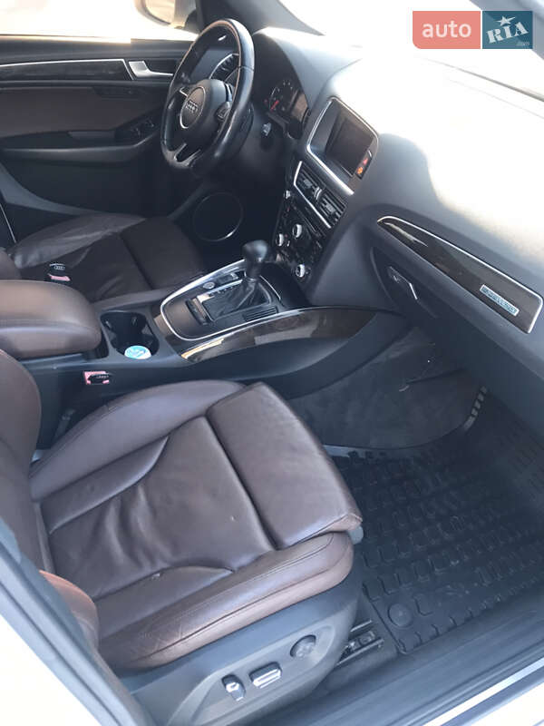 Внедорожник / Кроссовер Audi Q5 2013 в Владимире