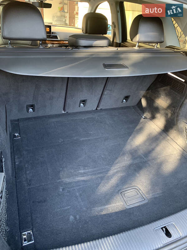 Внедорожник / Кроссовер Audi Q5 2017 в Ужгороде фото 12 Внедорожник / Кроссовер Audi Q5 2017 в Ужгороде