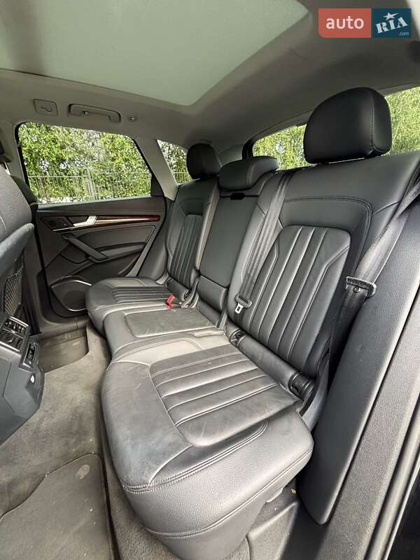 Внедорожник / Кроссовер Audi Q5 2018 в Белогородке