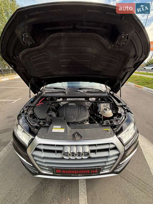 Внедорожник / Кроссовер Audi Q5 2018 в Белогородке