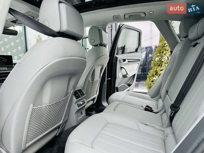 Внедорожник / Кроссовер Audi Q5 2019 в Харькове