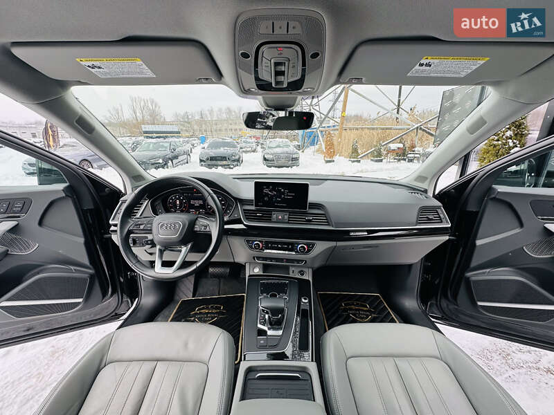 Внедорожник / Кроссовер Audi Q5 2019 в Харькове