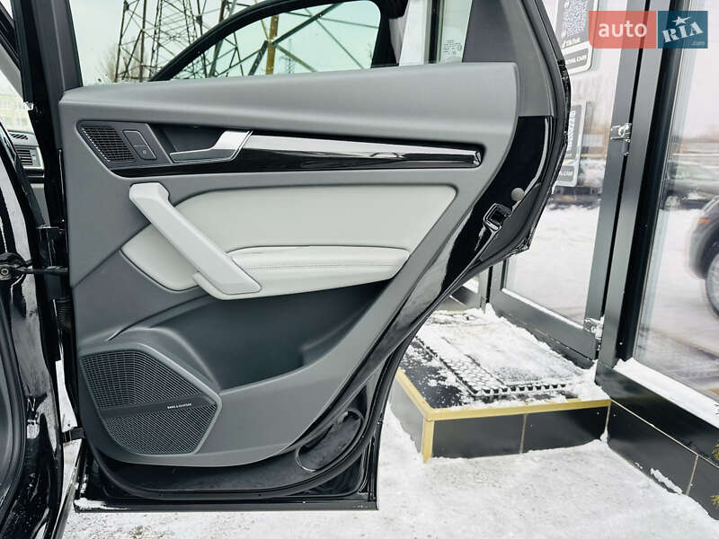 Внедорожник / Кроссовер Audi Q5 2019 в Харькове