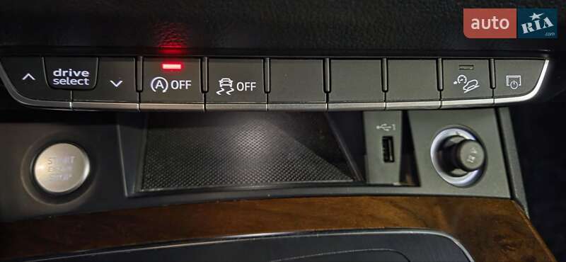 Внедорожник / Кроссовер Audi Q5 2018 в Днепре