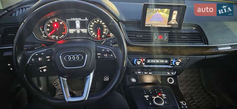 Внедорожник / Кроссовер Audi Q5 2018 в Днепре