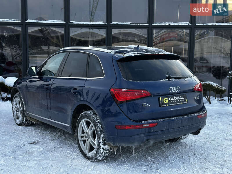 Внедорожник / Кроссовер Audi Q5 2013 в Львове