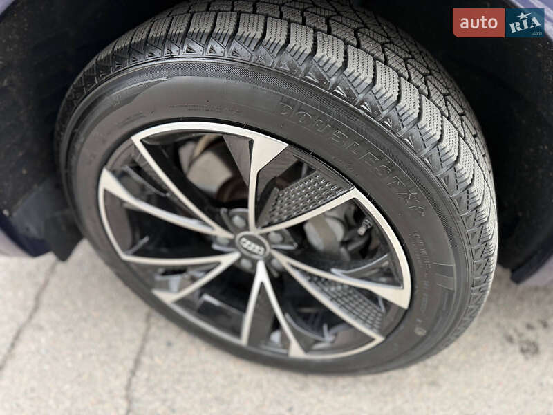 Внедорожник / Кроссовер Audi Q5 2020 в Днепре