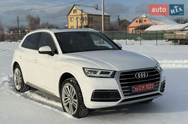 Позашляховик / Кросовер Audi Q5 2018 в Києві