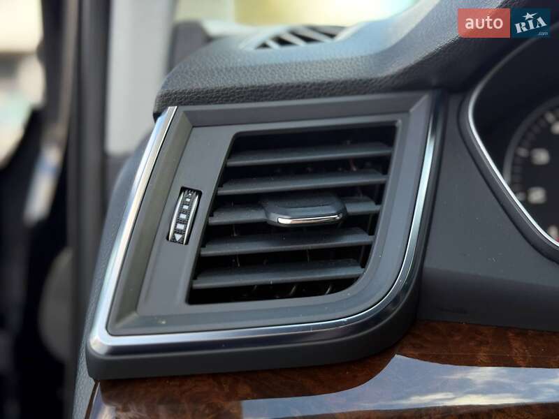 Внедорожник / Кроссовер Audi Q5 2017 в Ровно