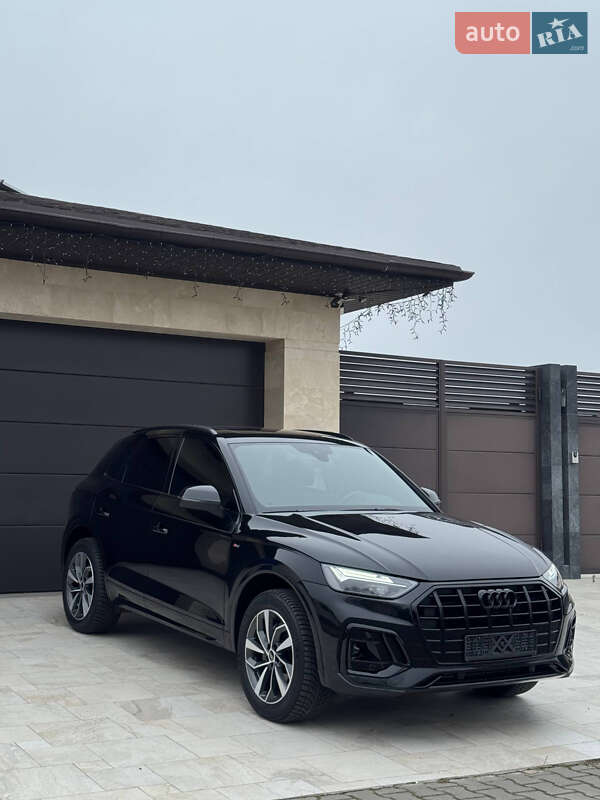 Внедорожник / Кроссовер Audi Q5 2024 в Одессе