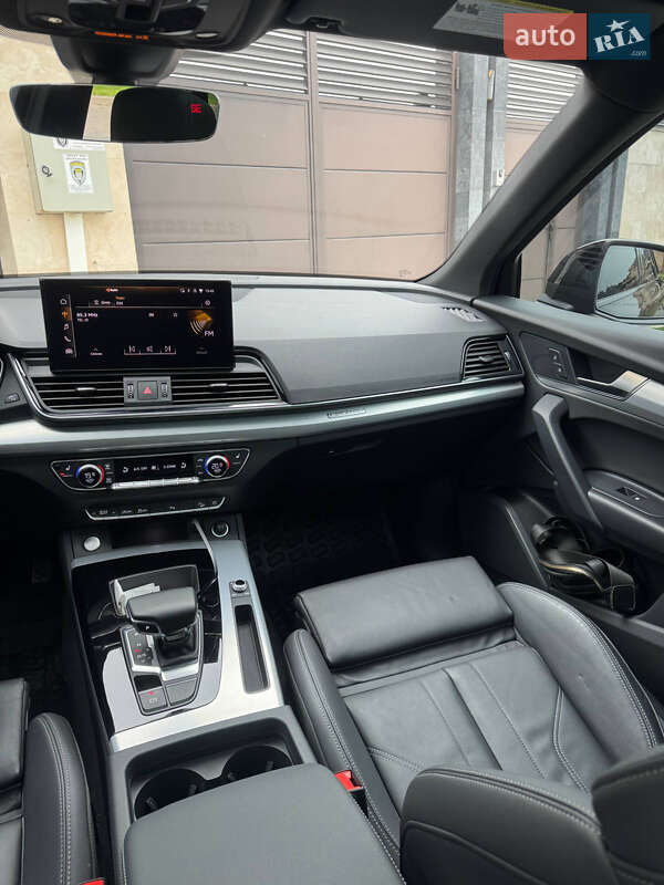 Внедорожник / Кроссовер Audi Q5 2024 в Одессе