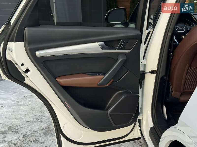 Внедорожник / Кроссовер Audi Q5 2018 в Киеве