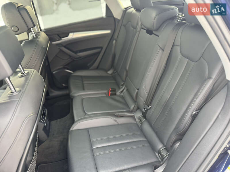 Внедорожник / Кроссовер Audi Q5 2018 в Тернополе