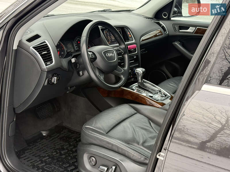 Внедорожник / Кроссовер Audi Q5 2015 в Полтаве