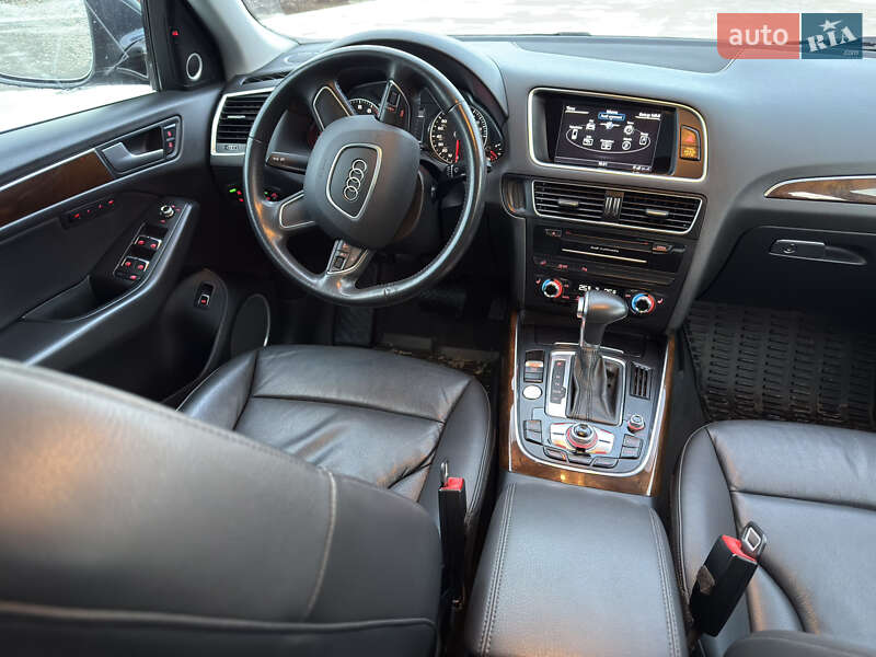 Внедорожник / Кроссовер Audi Q5 2015 в Полтаве