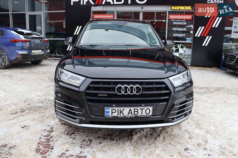 Внедорожник / Кроссовер Audi Q5 2018 в Львове