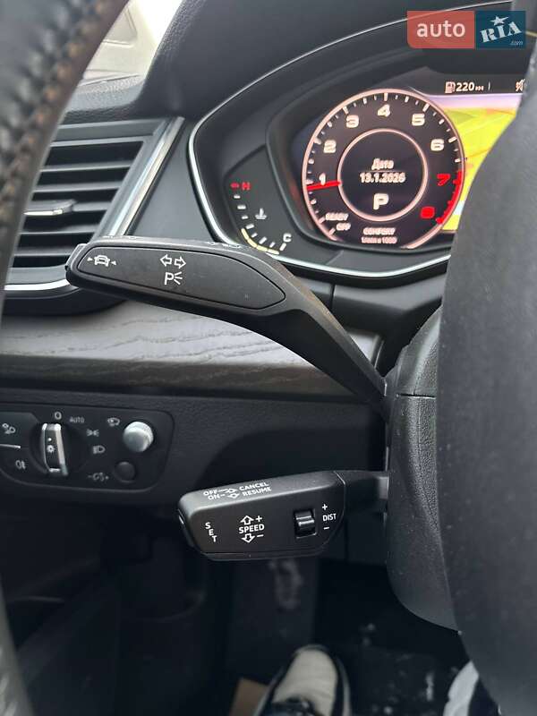 Внедорожник / Кроссовер Audi Q5 2018 в Стрые