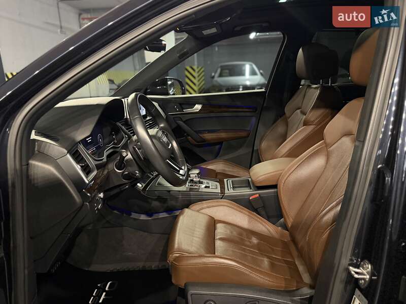 Внедорожник / Кроссовер Audi Q5 2018 в Одессе