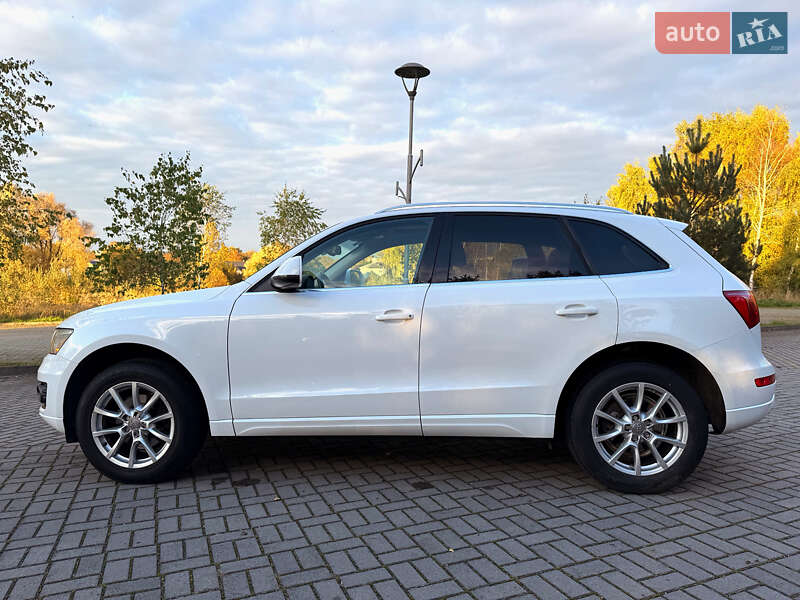 Внедорожник / Кроссовер Audi Q5 2011 в Дрогобыче