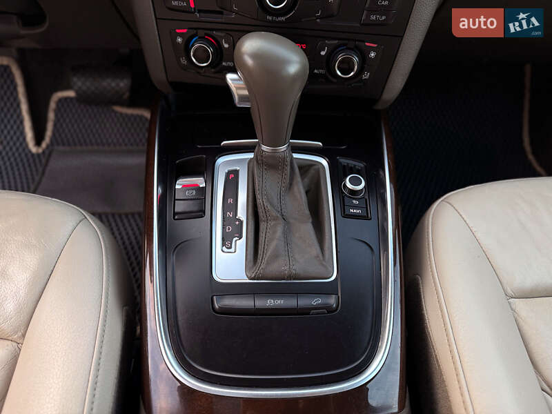 Внедорожник / Кроссовер Audi Q5 2011 в Дрогобыче