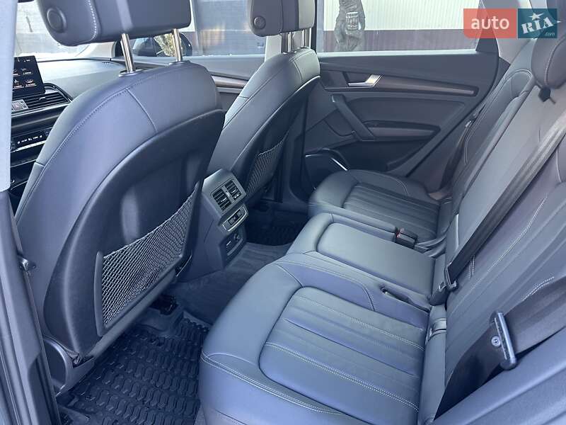Внедорожник / Кроссовер Audi Q5 2023 в Сумах