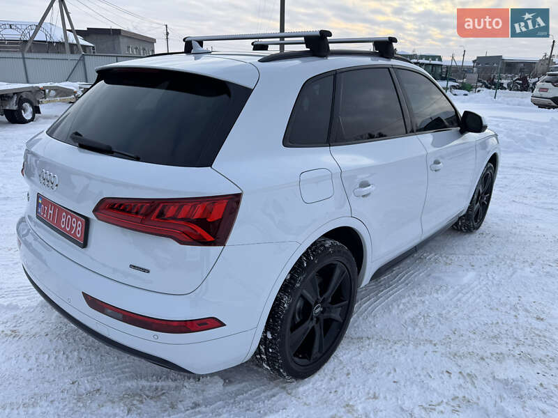 Внедорожник / Кроссовер Audi Q5 2019 в Луцке