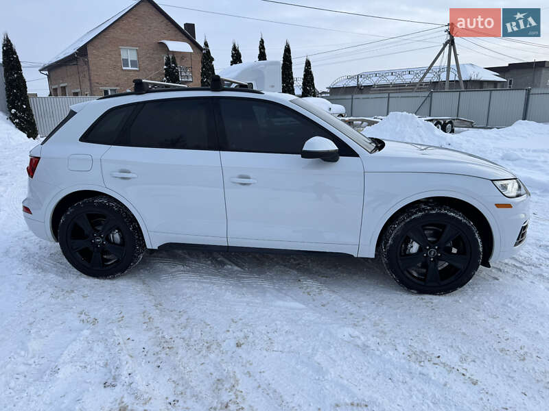 Внедорожник / Кроссовер Audi Q5 2019 в Луцке