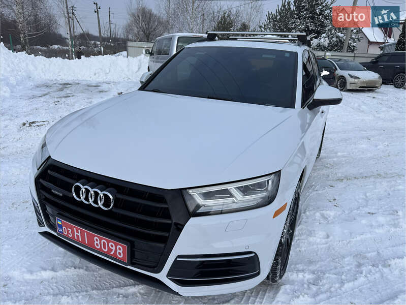 Внедорожник / Кроссовер Audi Q5 2019 в Луцке