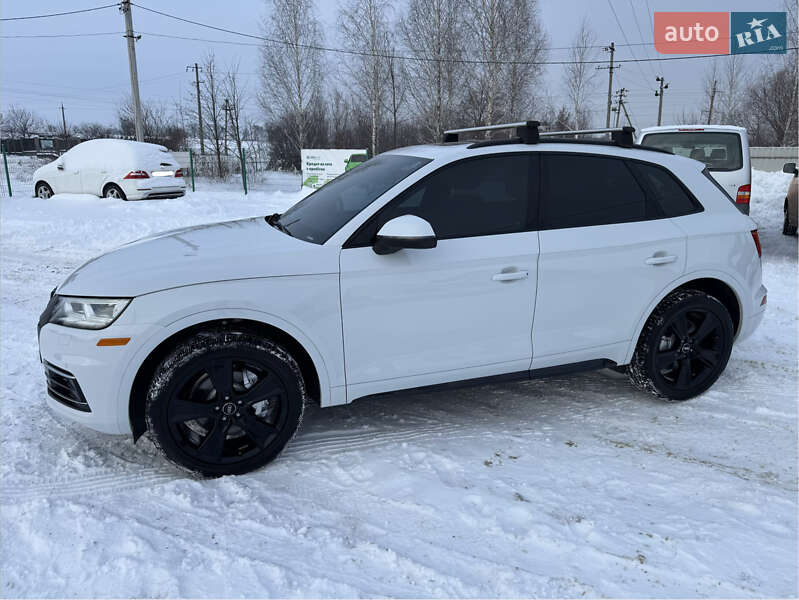 Внедорожник / Кроссовер Audi Q5 2019 в Луцке