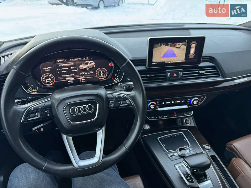 Внедорожник / Кроссовер Audi Q5 2019 в Луцке