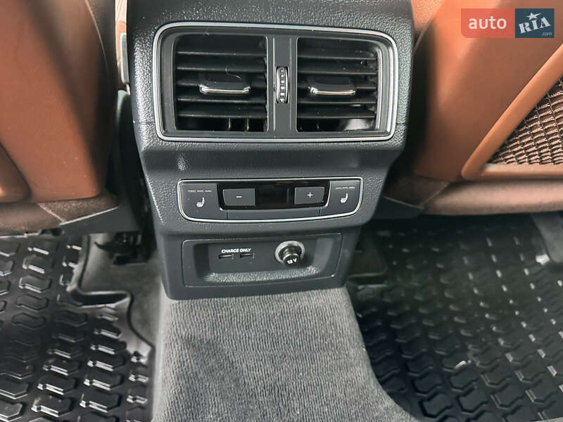 Внедорожник / Кроссовер Audi Q5 2019 в Луцке