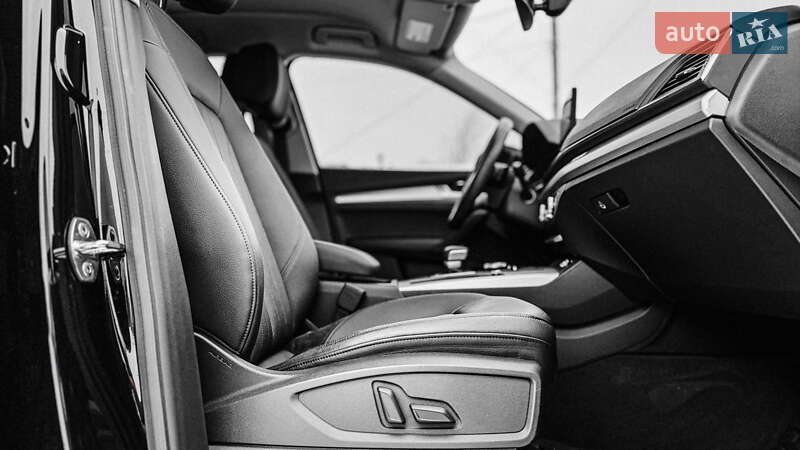 Внедорожник / Кроссовер Audi Q5 2020 в Ровно фото 33 Внедорожник / Кроссовер Audi Q5 2020 в Ровно