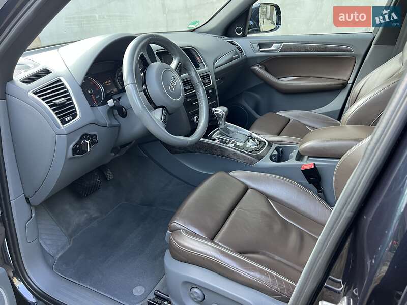 Внедорожник / Кроссовер Audi Q5 2015 в Хмельницком