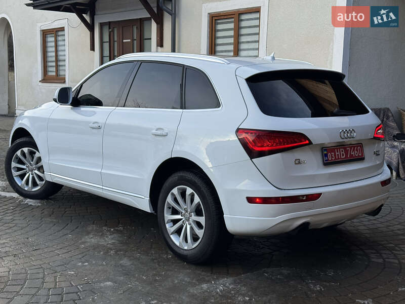 Внедорожник / Кроссовер Audi Q5 2015 в Коломые