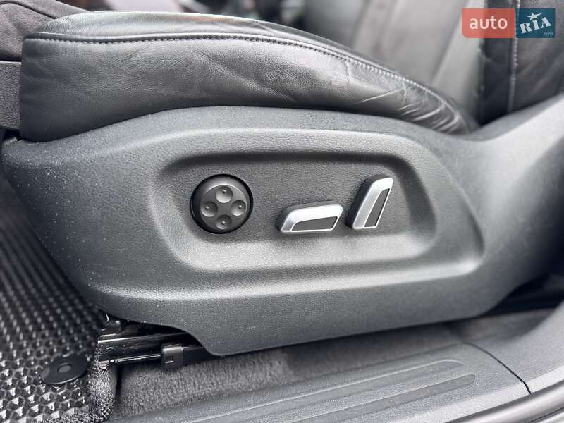 Внедорожник / Кроссовер Audi Q5 2016 в Виннице