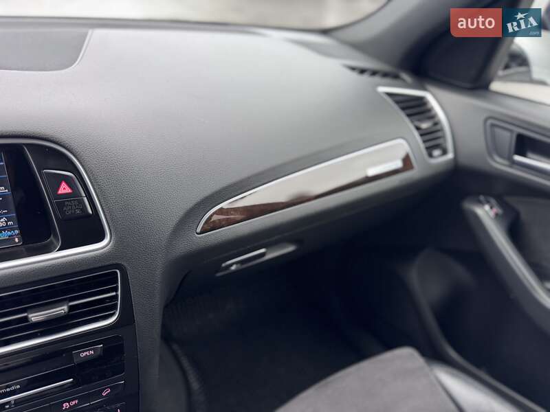 Внедорожник / Кроссовер Audi Q5 2016 в Виннице