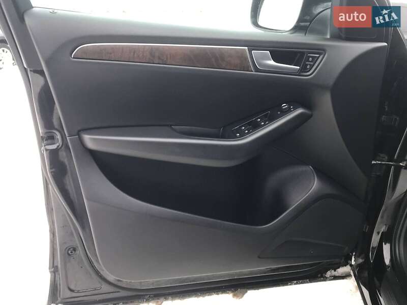 Внедорожник / Кроссовер Audi Q5 2010 в Львове