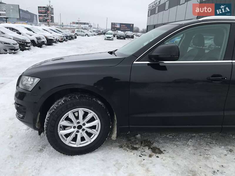Внедорожник / Кроссовер Audi Q5 2010 в Львове